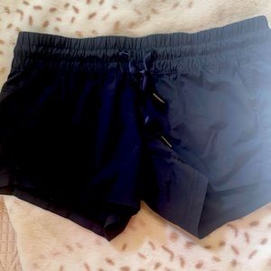 Lululemon Hottie Shorts